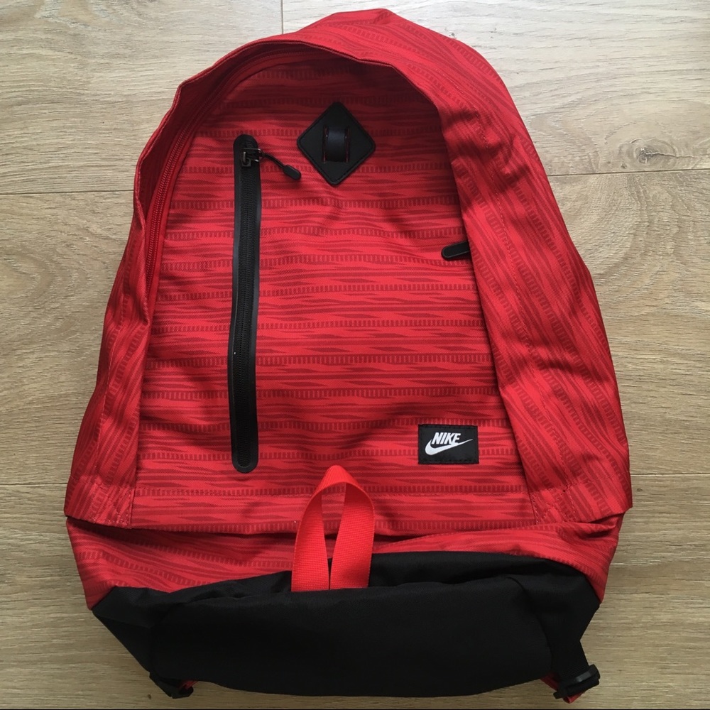 NWOT Nike Cheyenne backpack